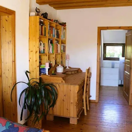 Dreimädelhof Apartment